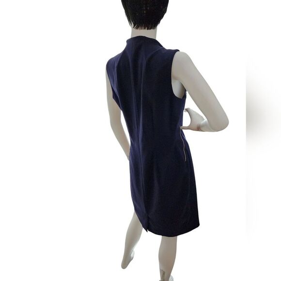 Calvin Klein - Picture 5 of 11